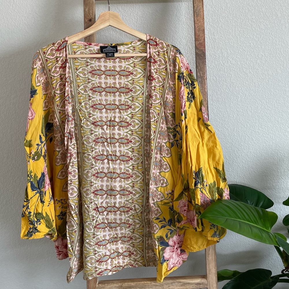 Angie | Yellow Boho Floral Patterned Kimono